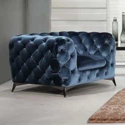 New โ J&M Furniture Club Chairs J&M Furniture Glitz Accent Chair ๐ฅฐ